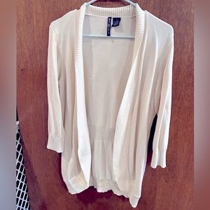 Medium Cardigan (Ivory)